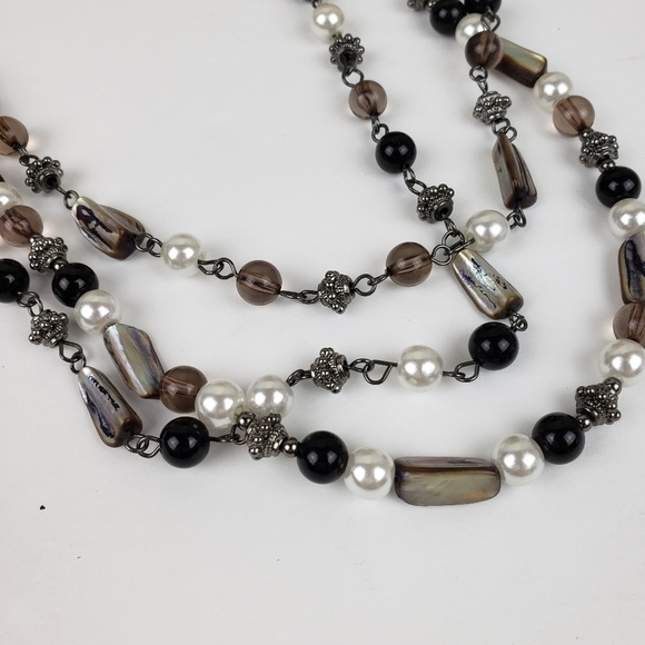 Laila Rowe Multi Strand Shell Glass Pearl Beaded Necklace Adjustable Silver Tone - Picture 3 of 10